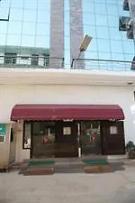 호텔 Oyo Rooms Medicity 구르가온
