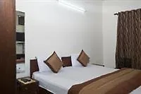 Oyo Rooms Medicity Gurgaon 3*,  Indie